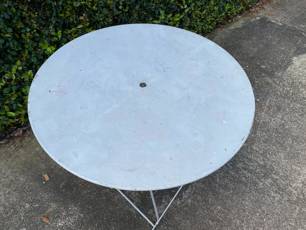 Vintage 1930s French Painted Round Metal Folding Table in Antiqued White