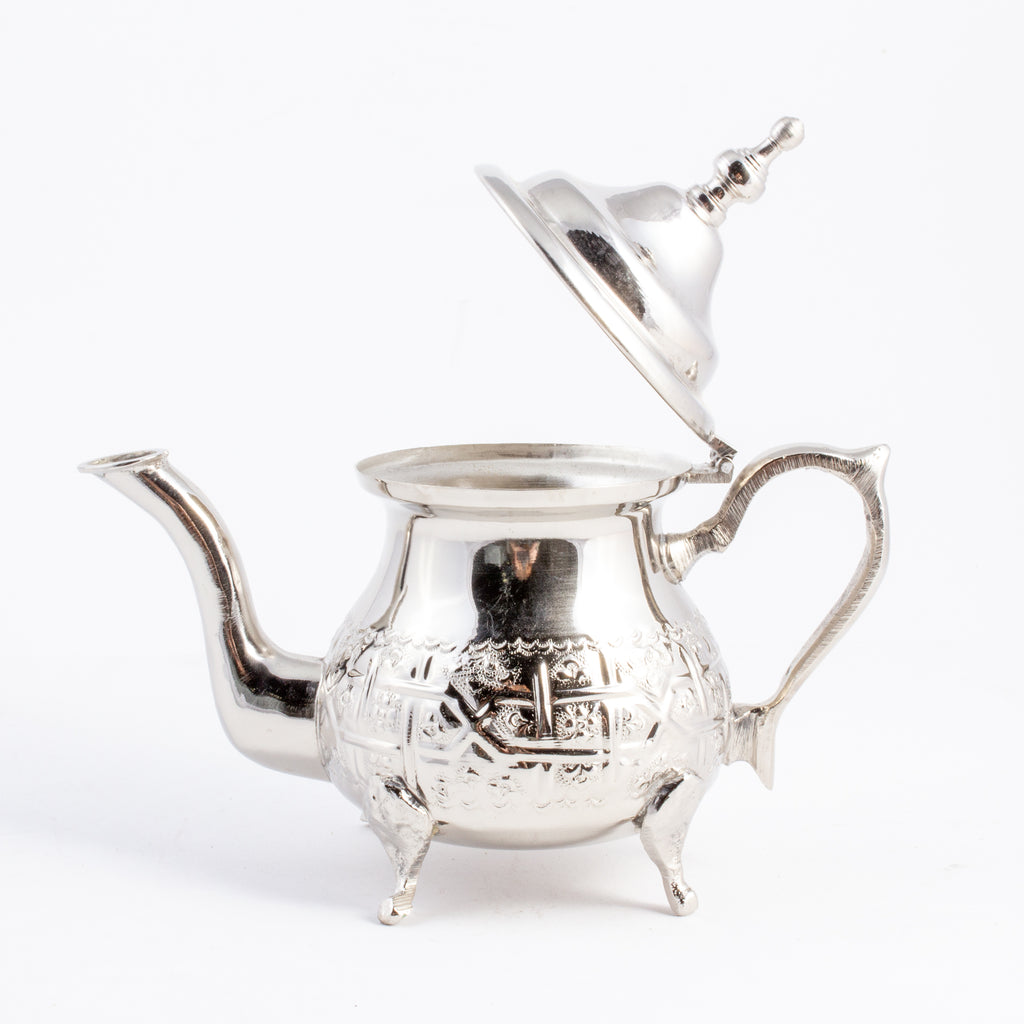 Moroccan Metal Teapots, Two Sizes – Laurier Blanc