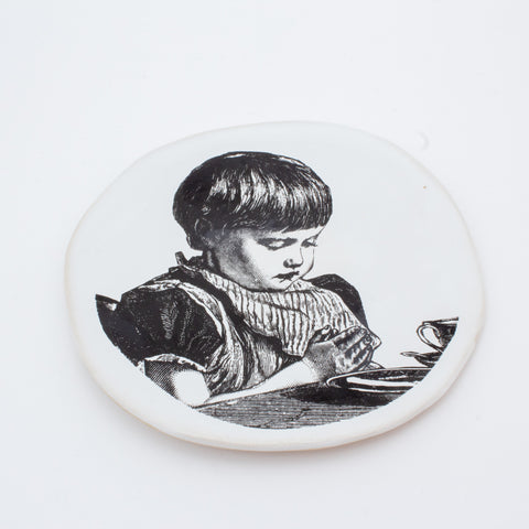 Kuhn Keramik Praying Child Very Small Plate