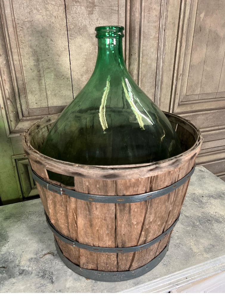Gallon wine bottle -  France